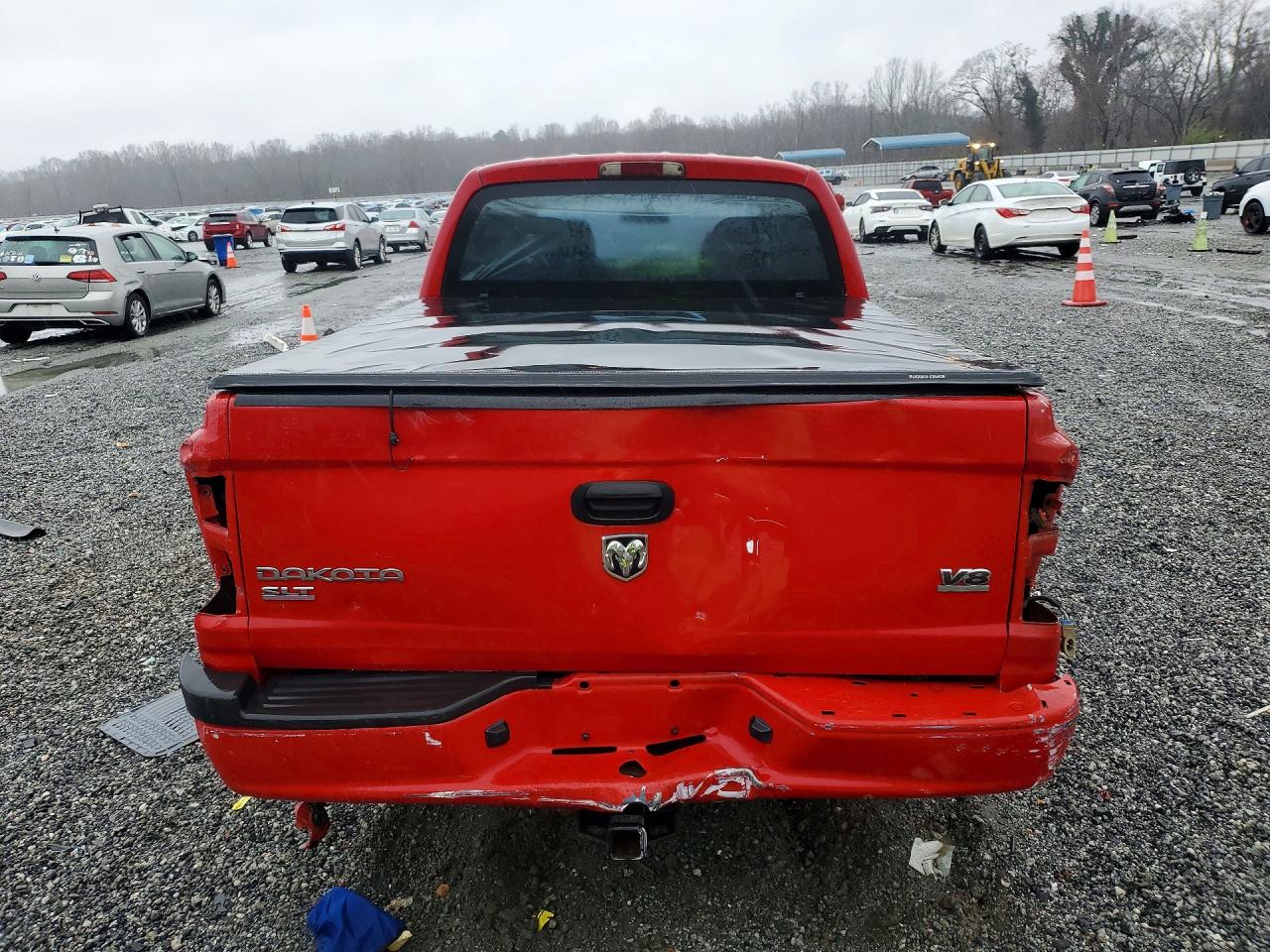 2005 DODGE DAKOTA QUAD SLT photo 6