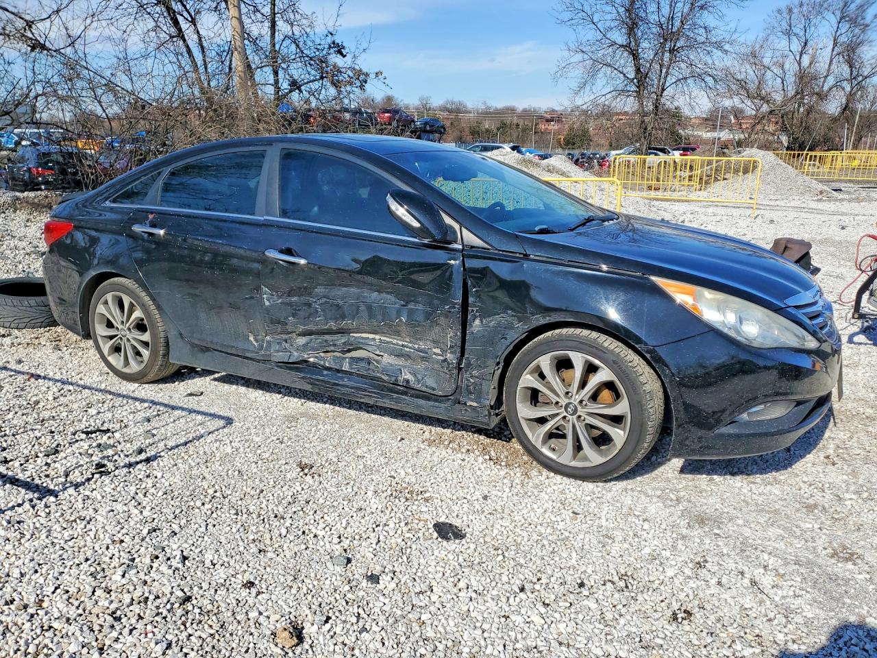 2014 HYUNDAI SONATA SE photo 4