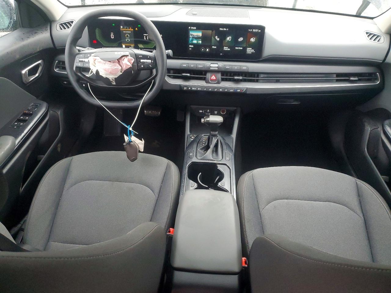2025 KIA K4 LX photo 8