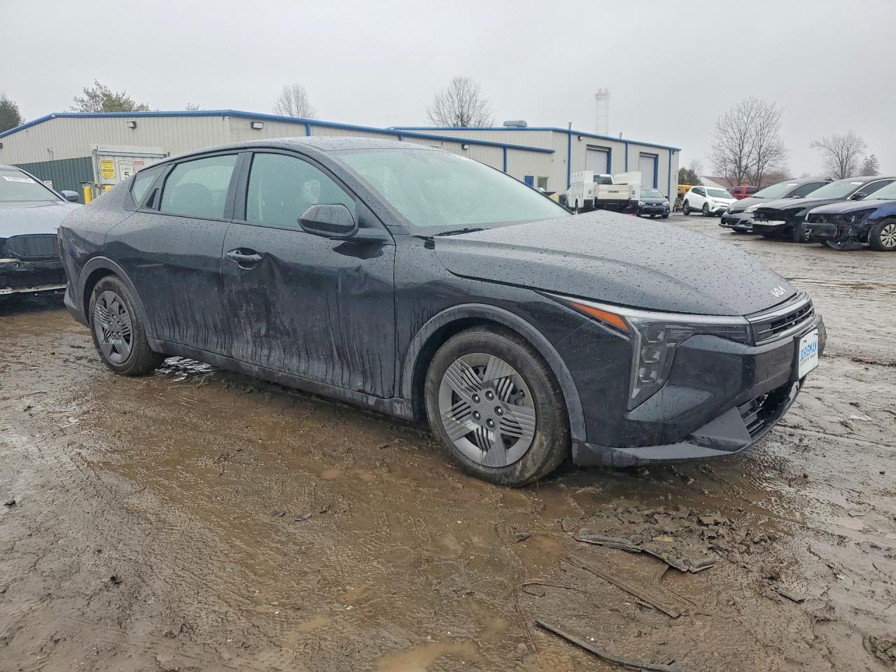 2025 KIA K4 LX photo 4