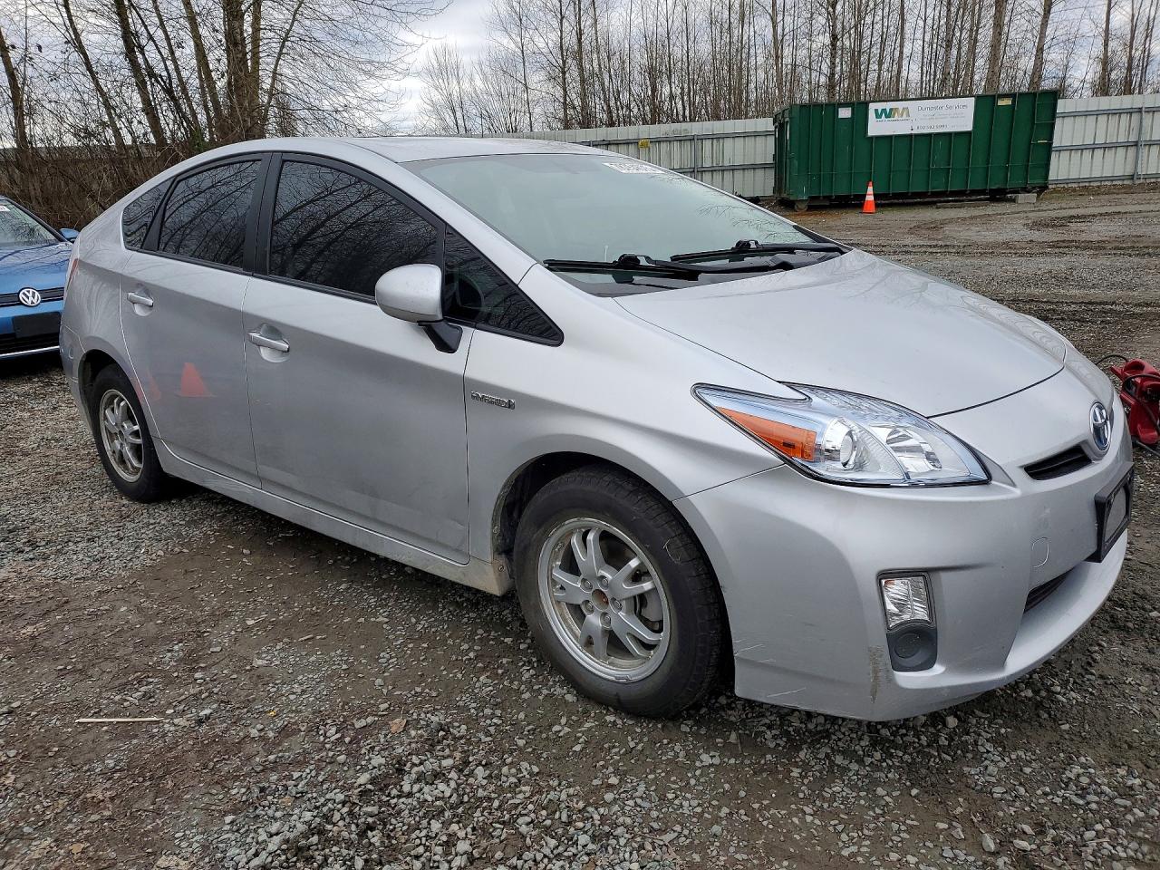 2011 TOYOTA PRIUS TWO photo 7