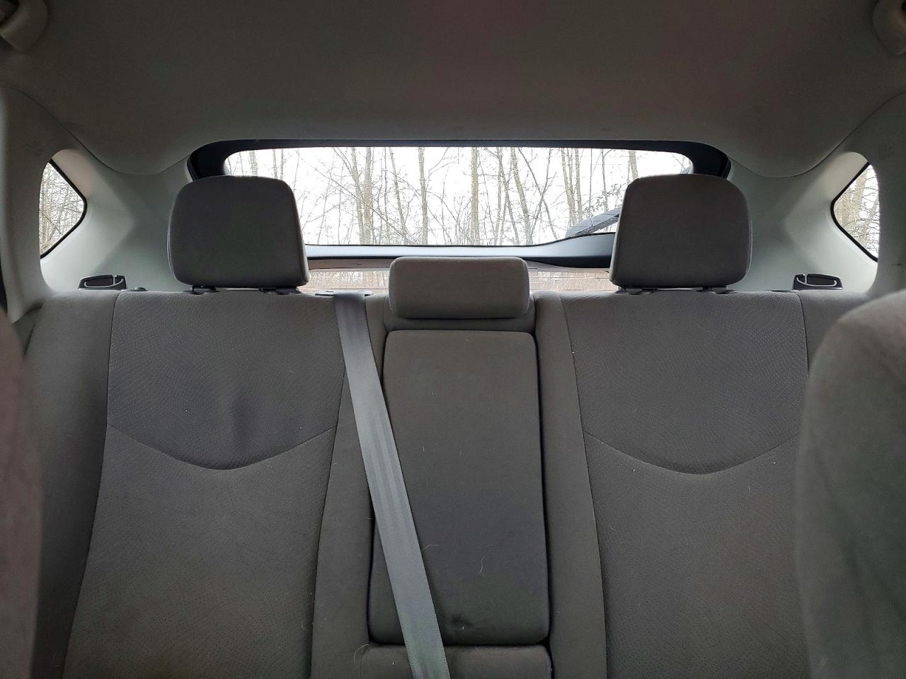 2011 TOYOTA PRIUS TWO photo 19