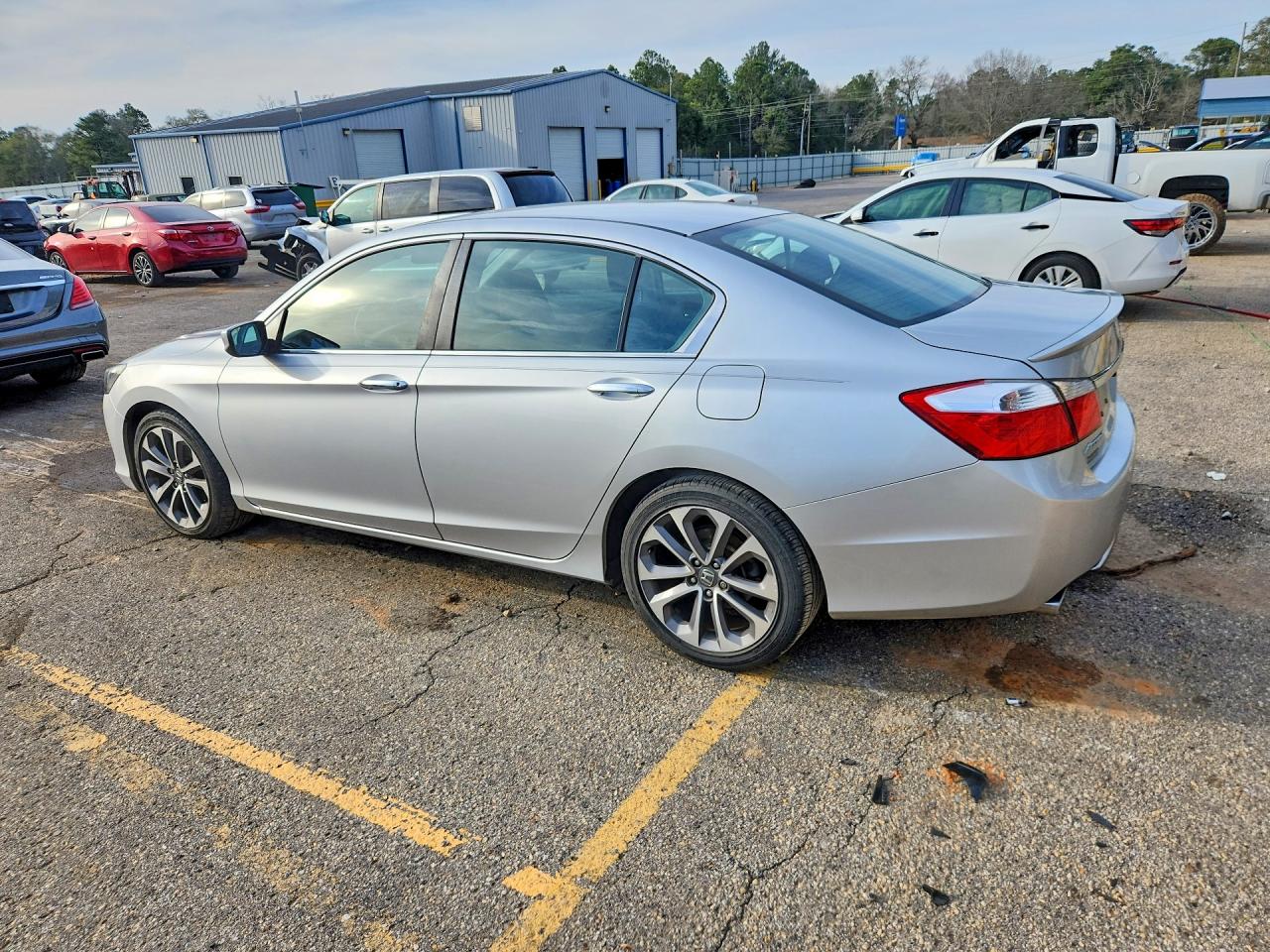 2013 HONDA ACCORD SPORT photo 2