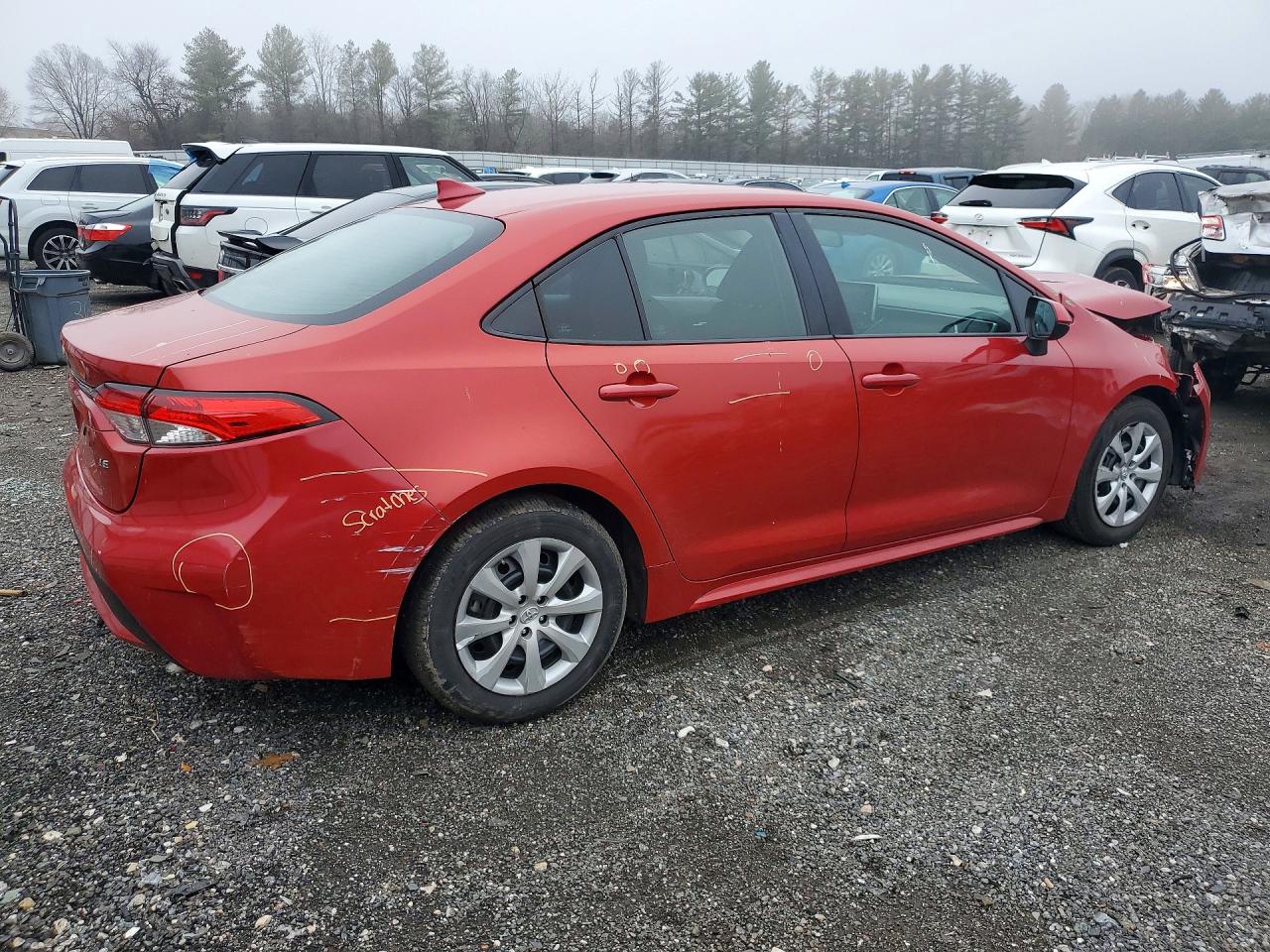 2021 TOYOTA COROLLA LE photo 5