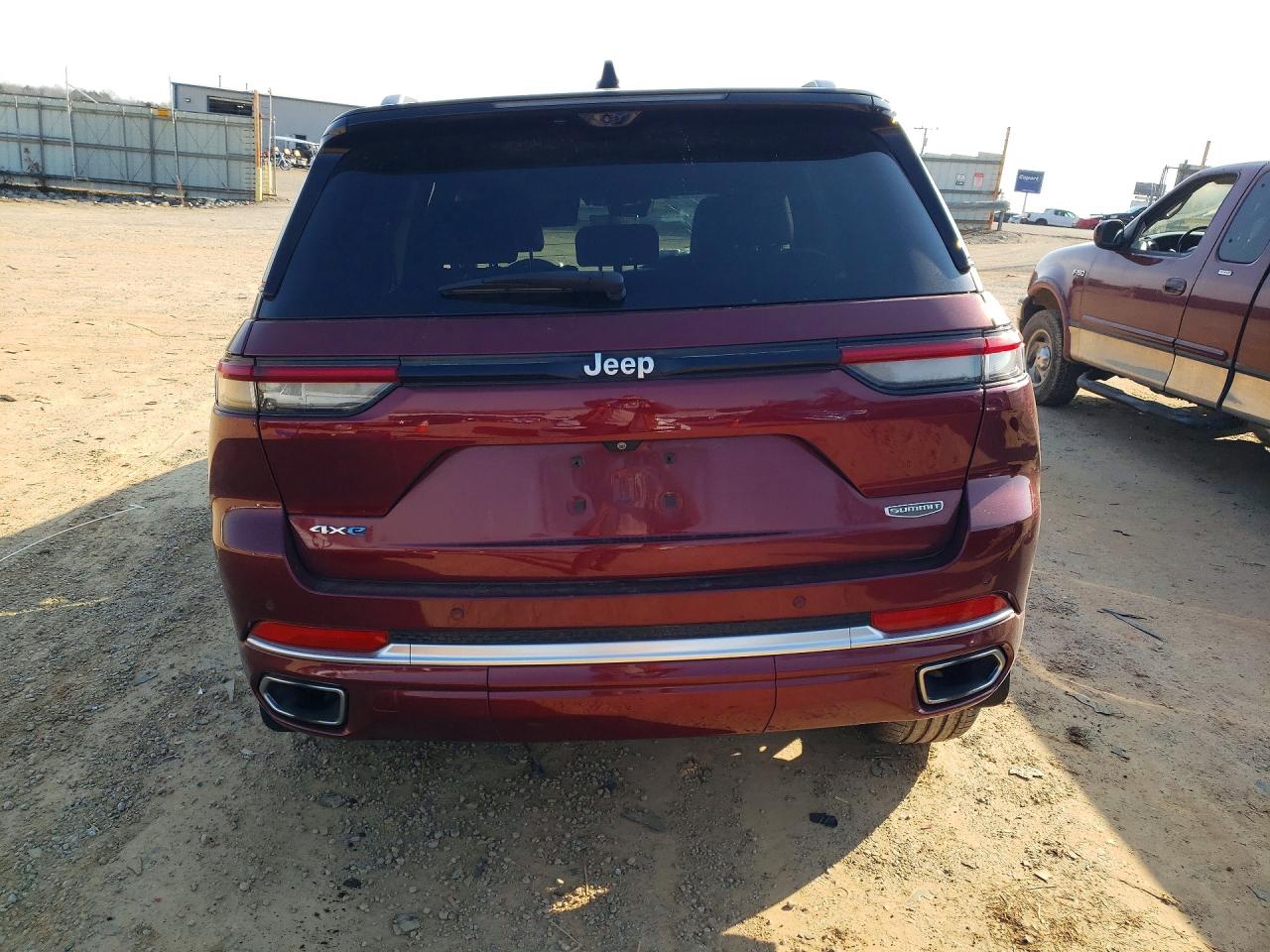 2022 JEEP GRAND CHEROKEE SUMMIT 4XE photo 6