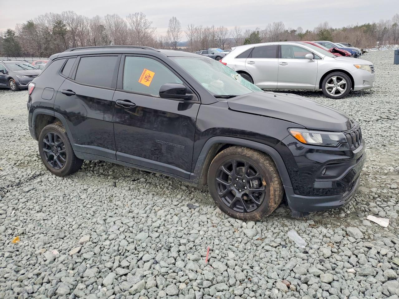 2022 JEEP COMPASS LATITUDE photo 4