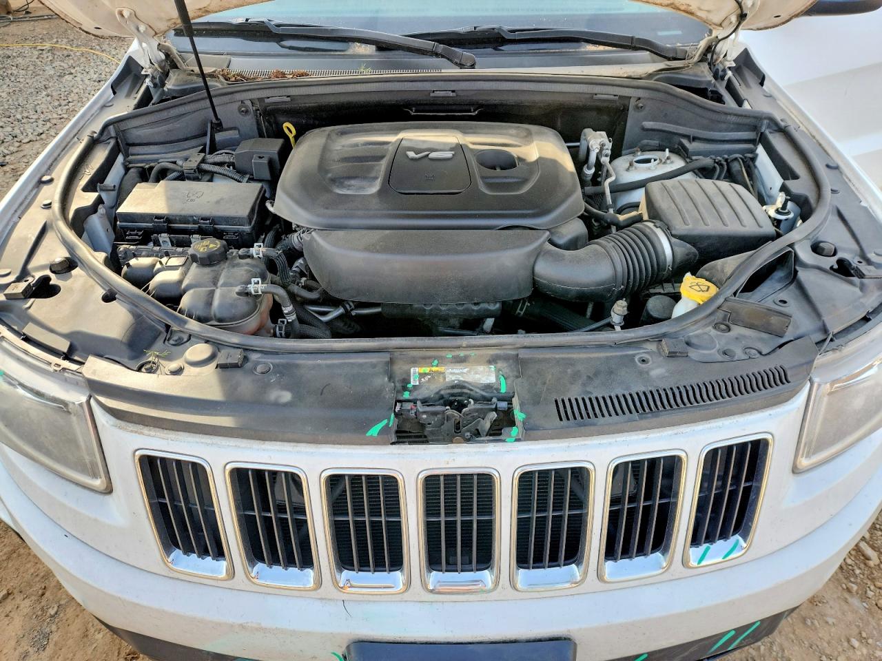 2016 JEEP GRAND CHEROKEE LAREDO photo 34
