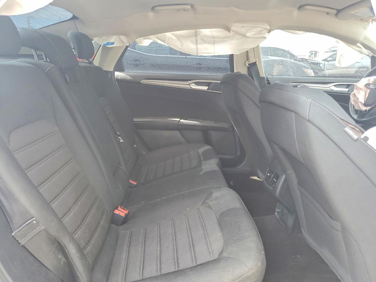 2019 FORD FUSION SE photo 19