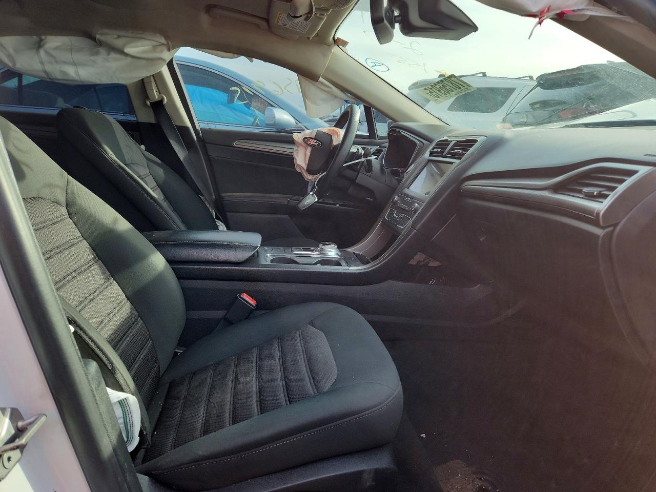 2019 FORD FUSION SE photo 13