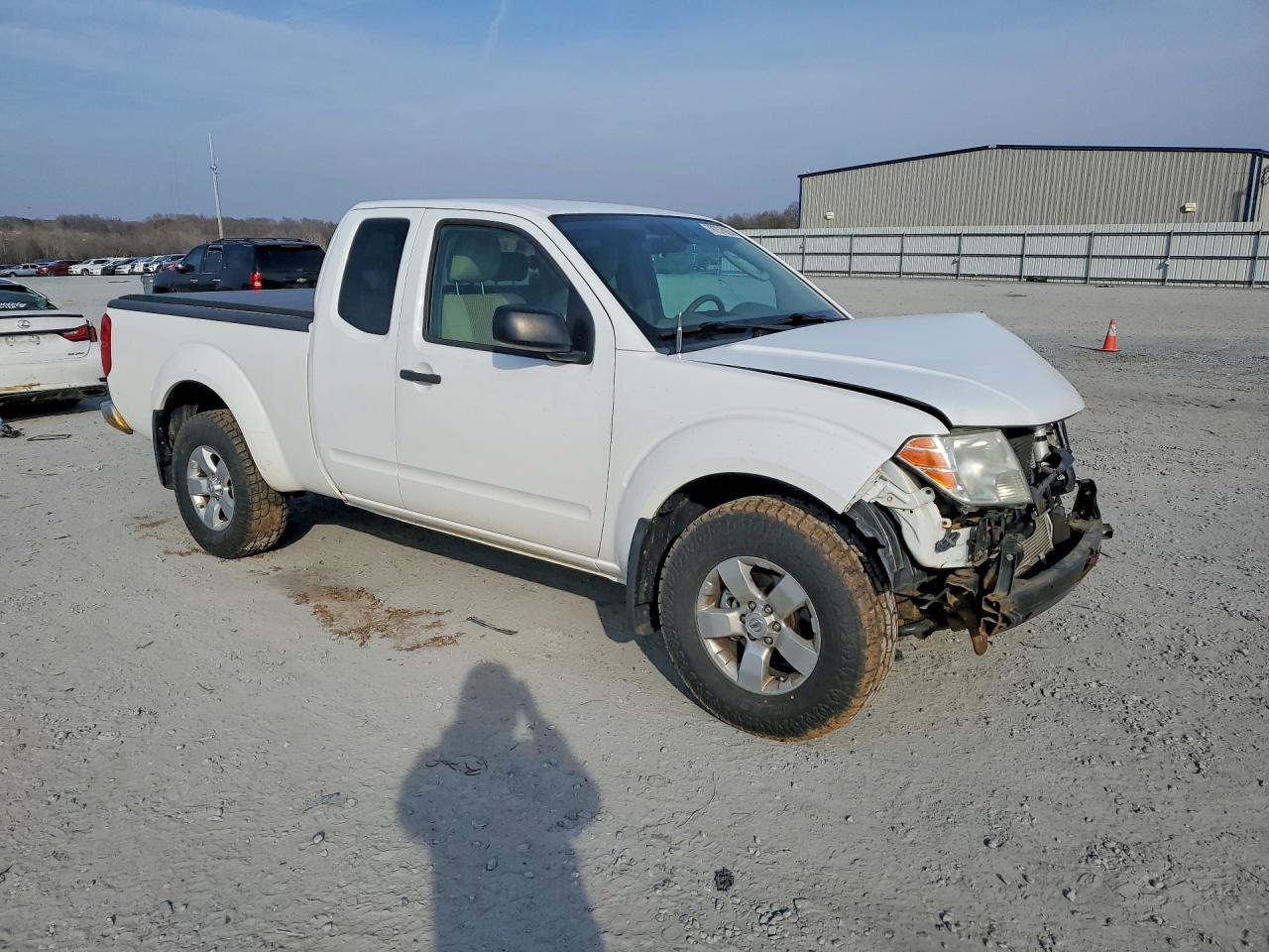 2011 NISSAN FRONTIER SV V6 photo 4