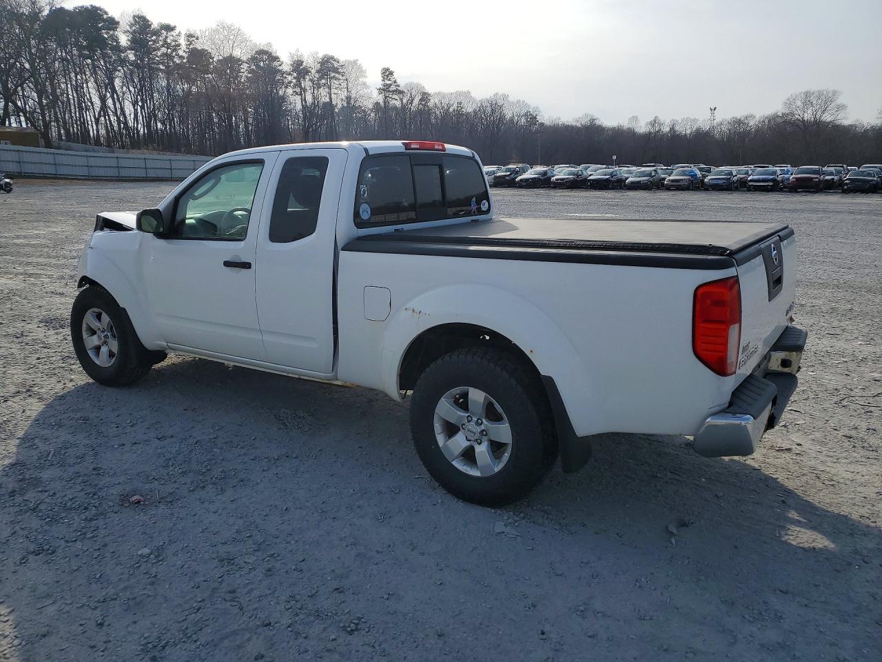 2011 NISSAN FRONTIER SV V6 photo 2