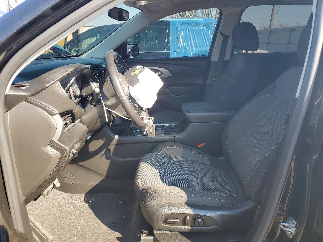 2020 CHEVROLET TRAVERSE LT photo 7