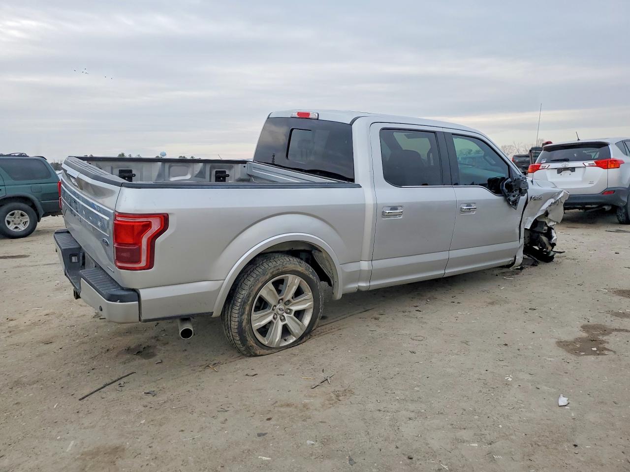 2016 FORD F150 SUPERCREW photo 5
