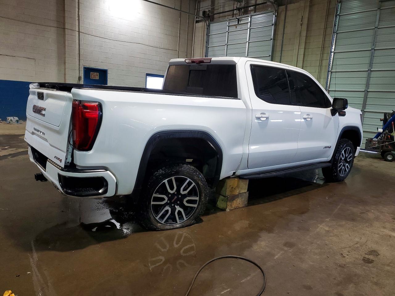 2022 GMC SIERRA LIMITED K1500 AT4 photo 3