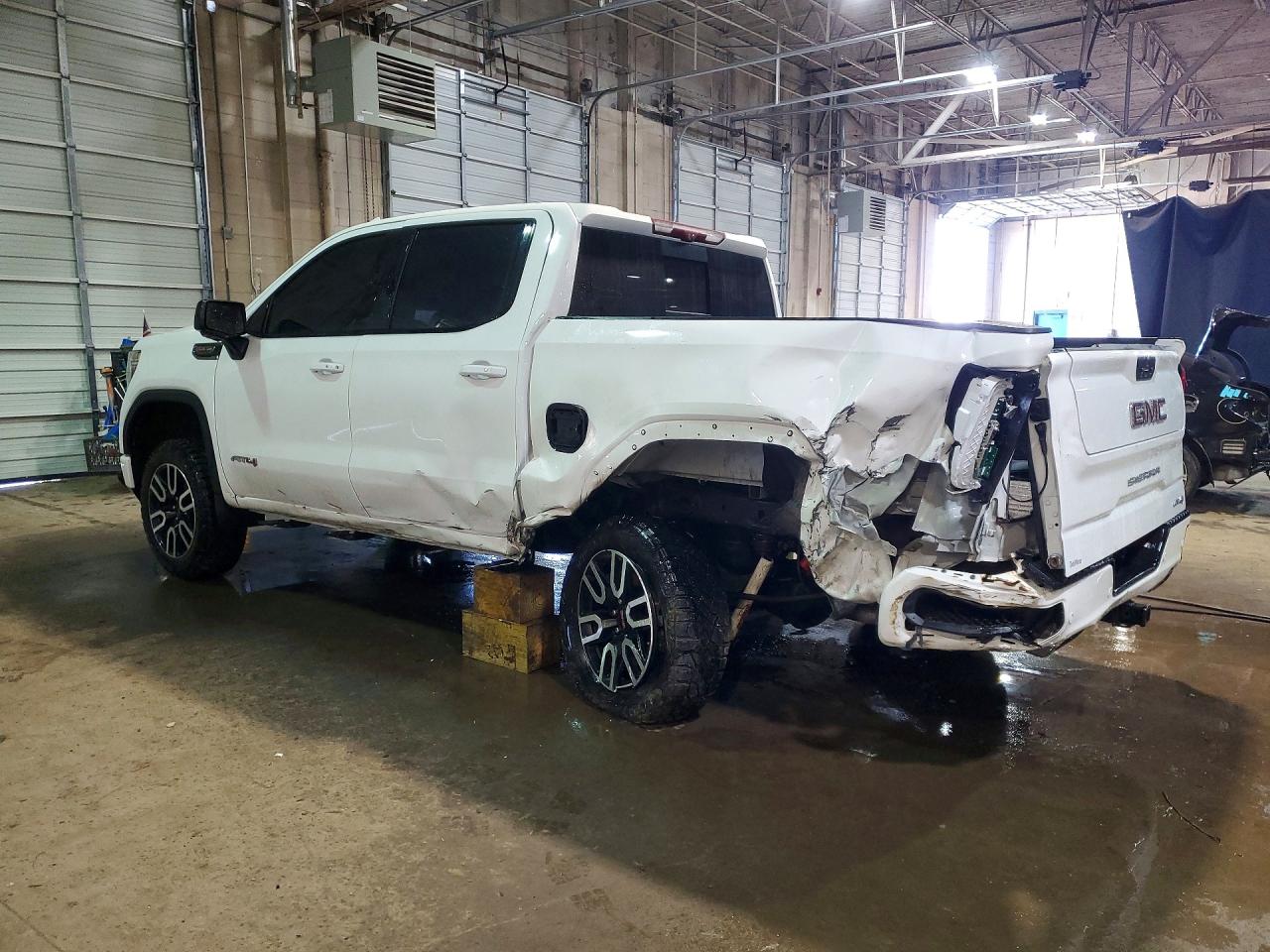 2022 GMC SIERRA LIMITED K1500 AT4 photo 2
