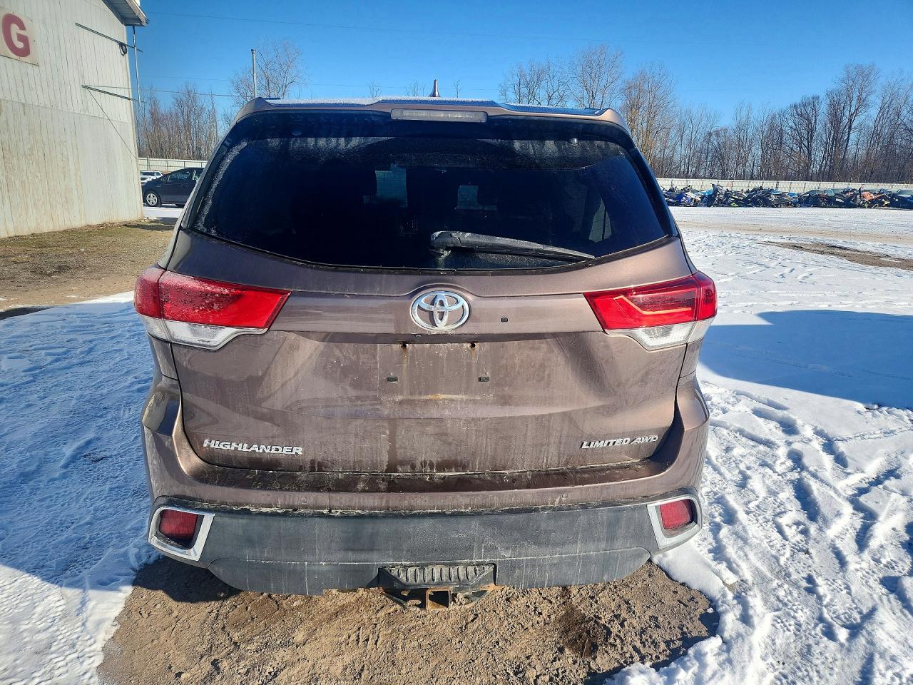 2018 TOYOTA HIGHLANDER LIMITED photo 16