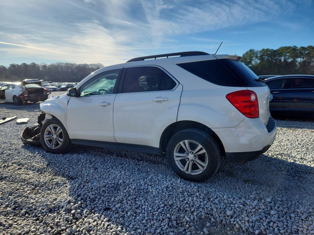 2015 CHEVROLET EQUINOX LT photo 3