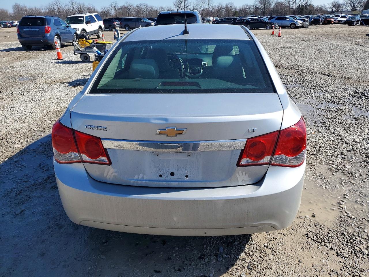 2013 CHEVROLET CRUZE LT photo 11