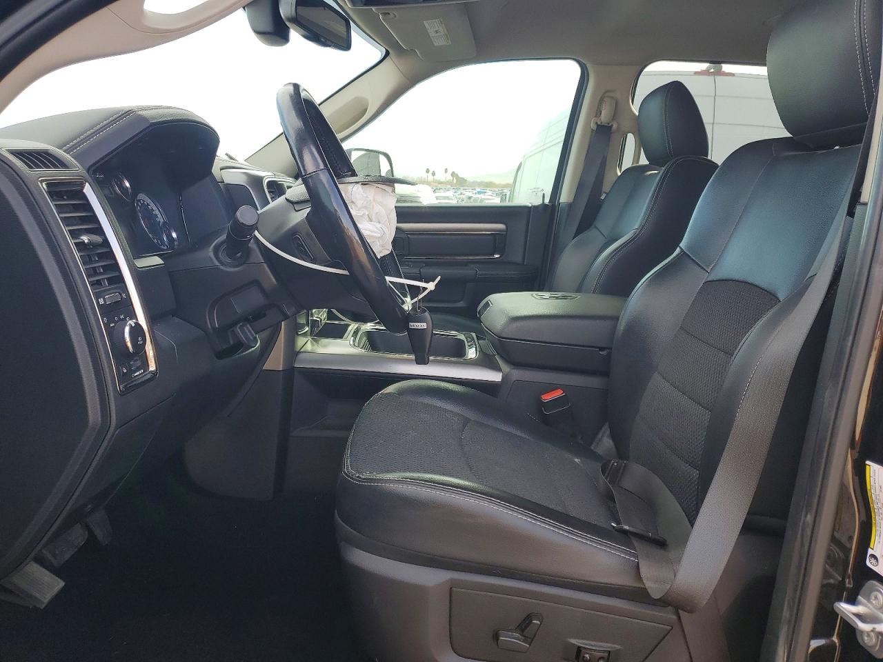 2018 RAM 2500 SLT photo 19