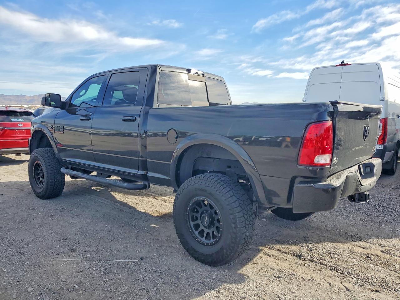 2018 RAM 2500 SLT photo 4