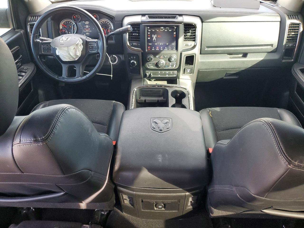 2018 RAM 2500 SLT photo 22