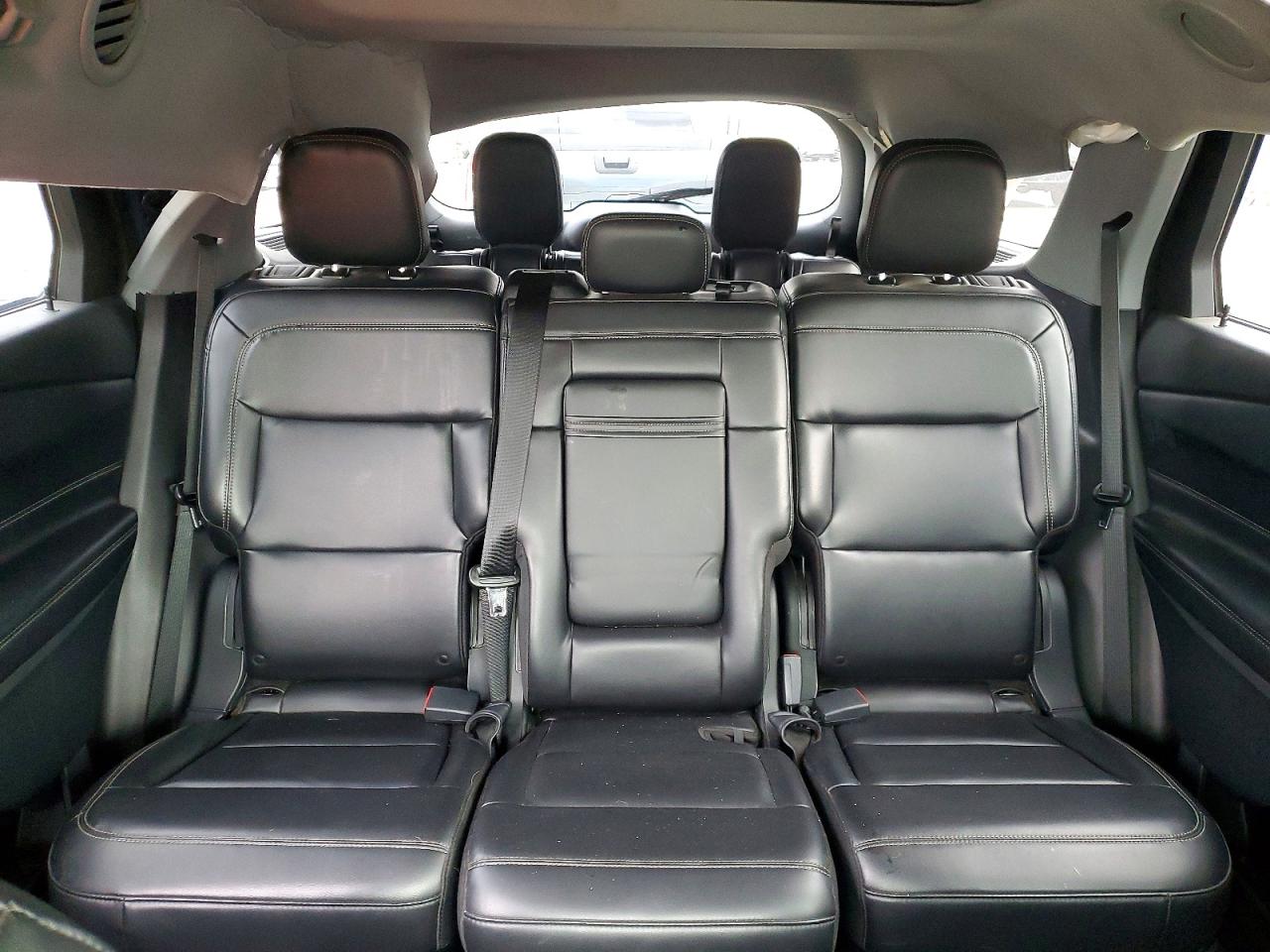 2021 FORD EXPLORER XLT photo 19