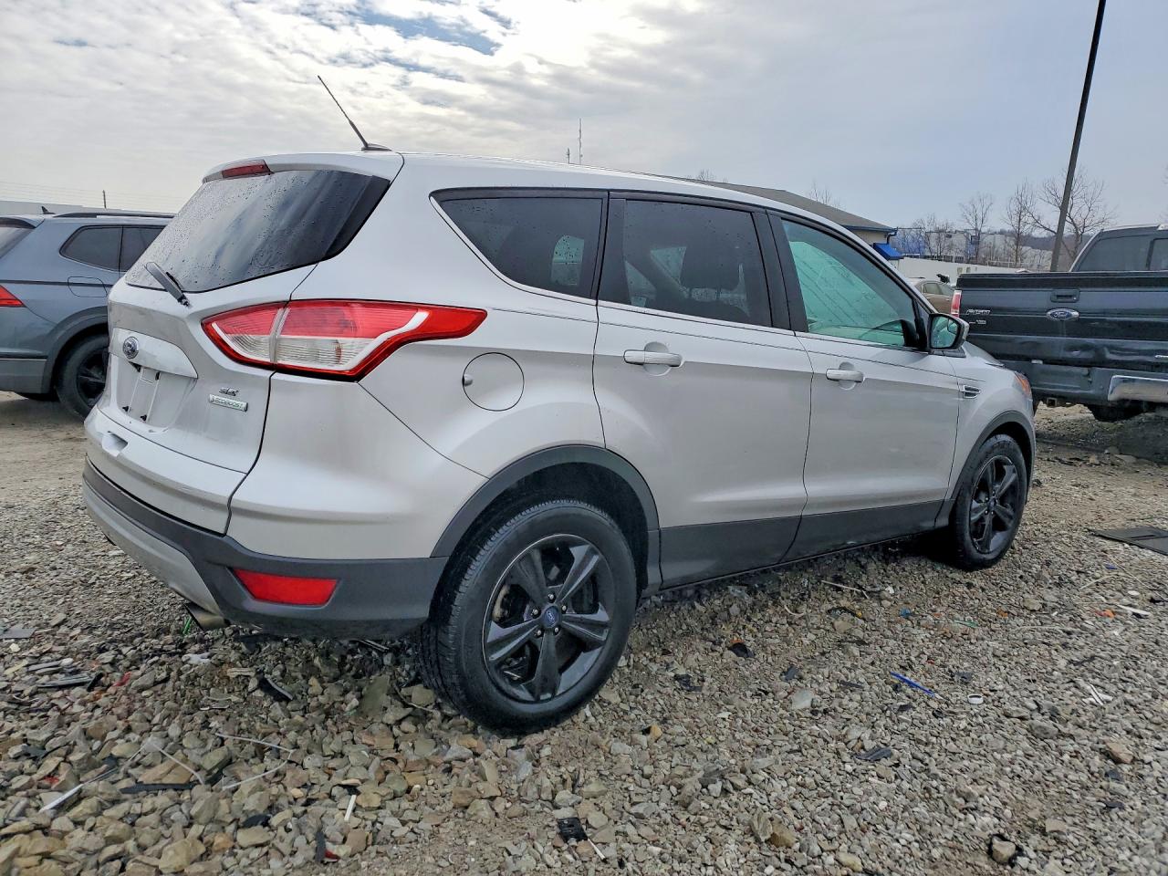 2014 FORD ESCAPE SE photo 5