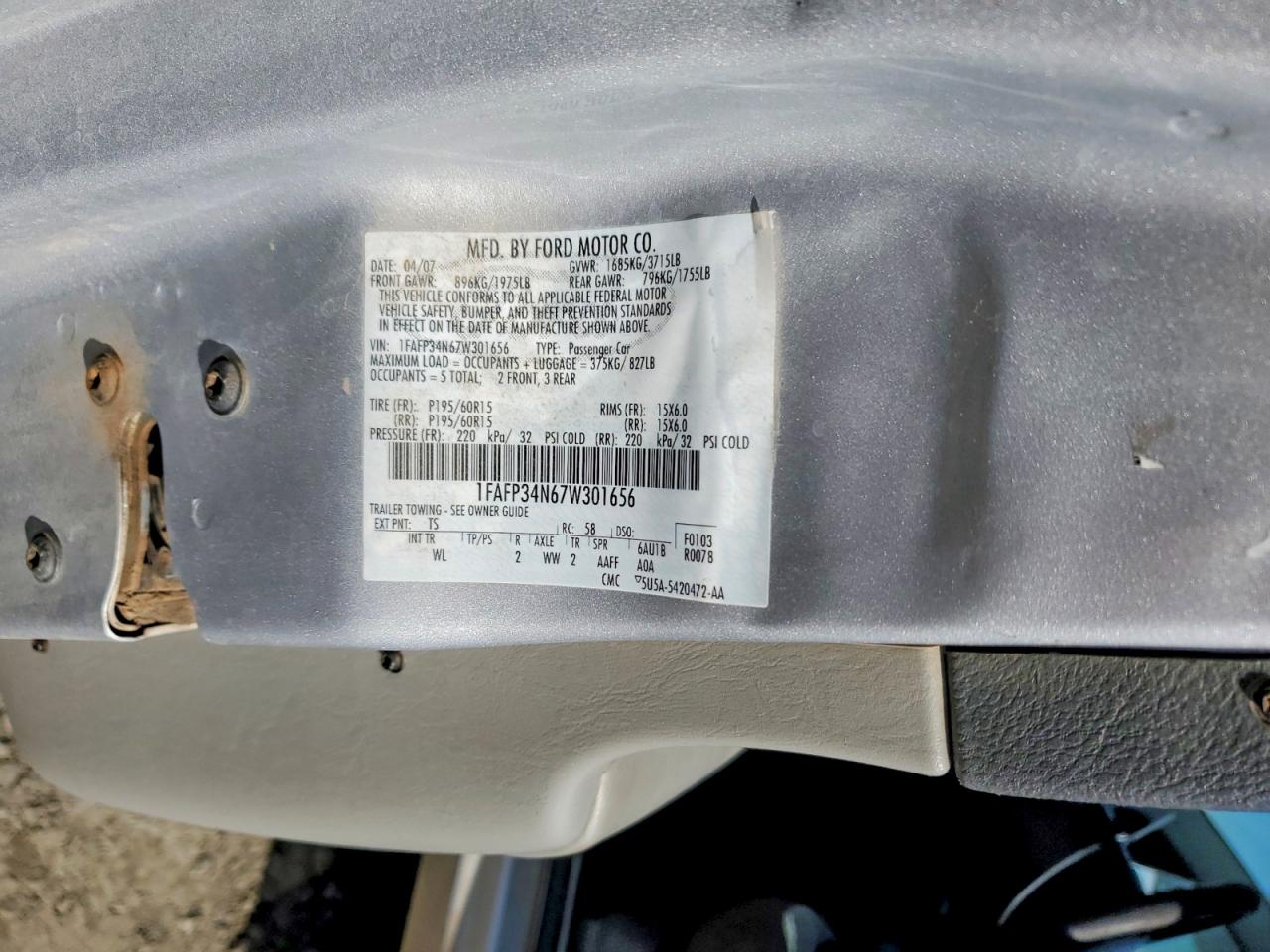 2007 FORD FOCUS ZX4 photo 23