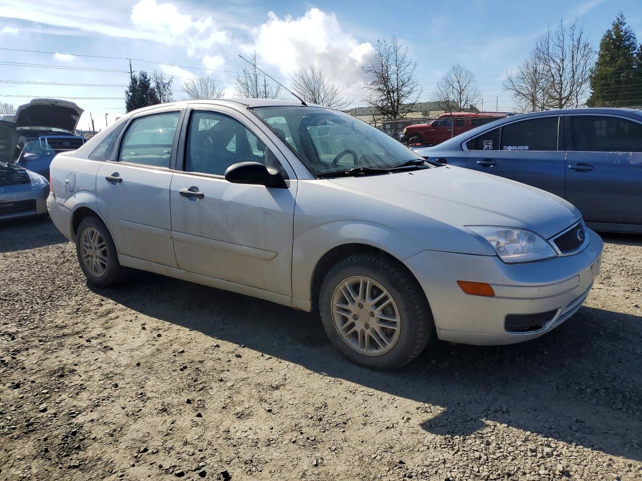 2007 FORD FOCUS ZX4 photo 7