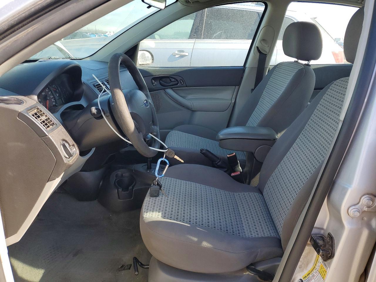 2007 FORD FOCUS ZX4 photo 13