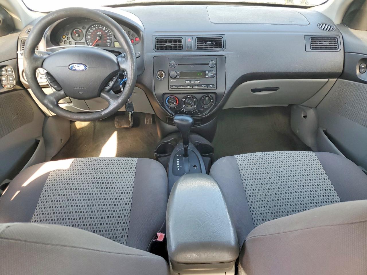 2007 FORD FOCUS ZX4 photo 15