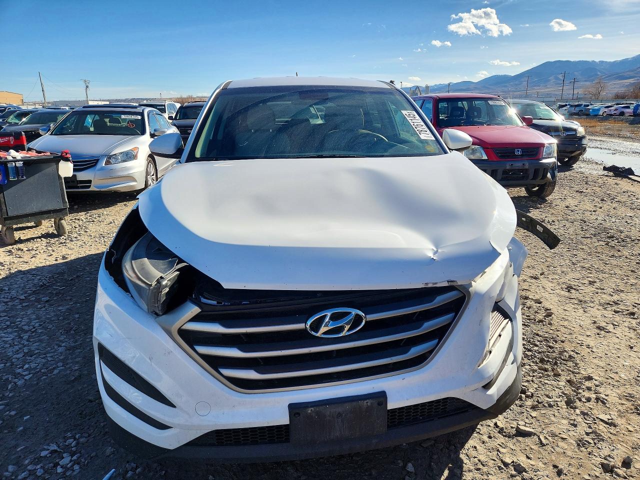 2018 HYUNDAI TUCSON SE photo 9
