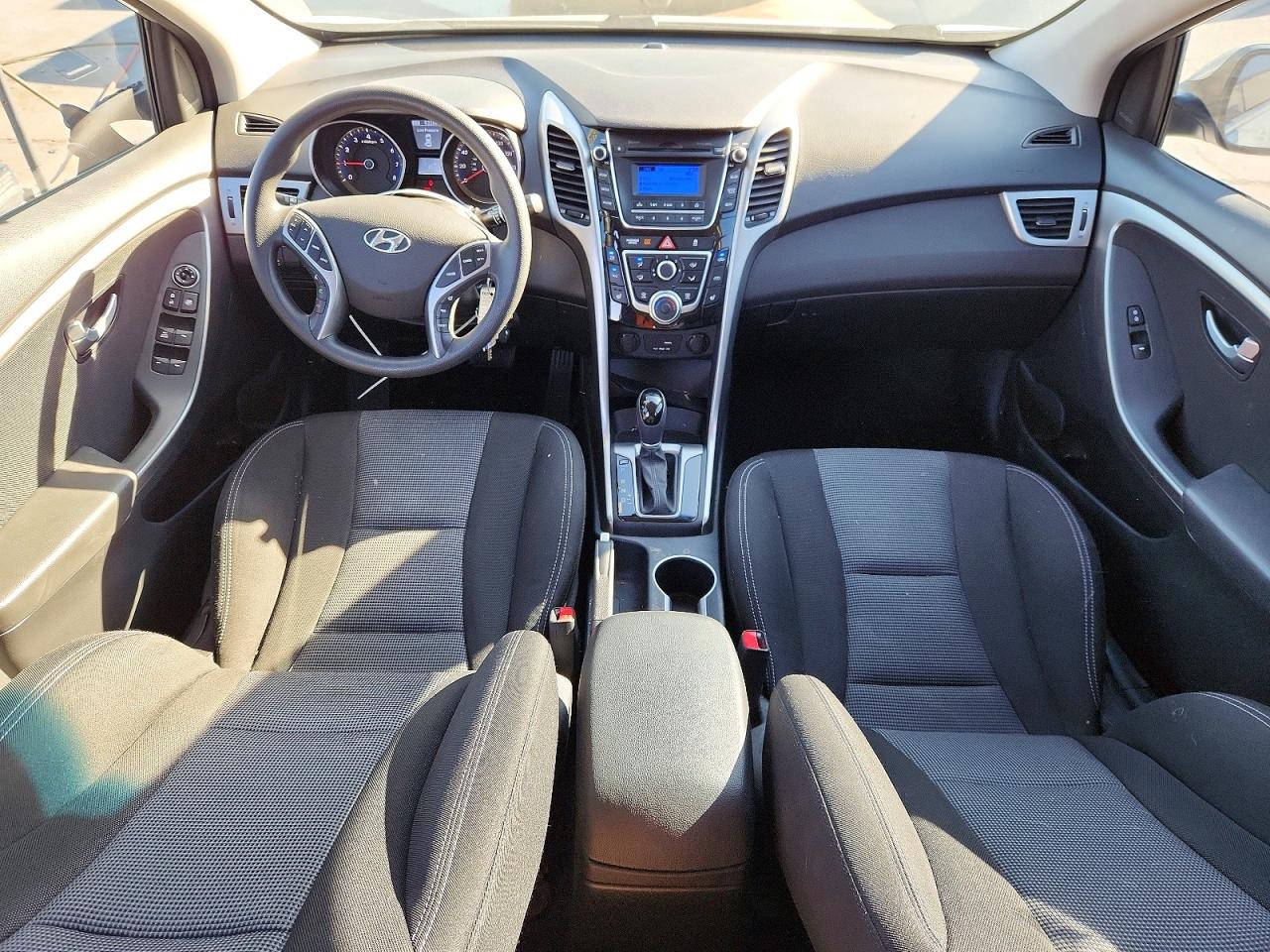 2016 HYUNDAI ELANTRA GT BASE photo 15