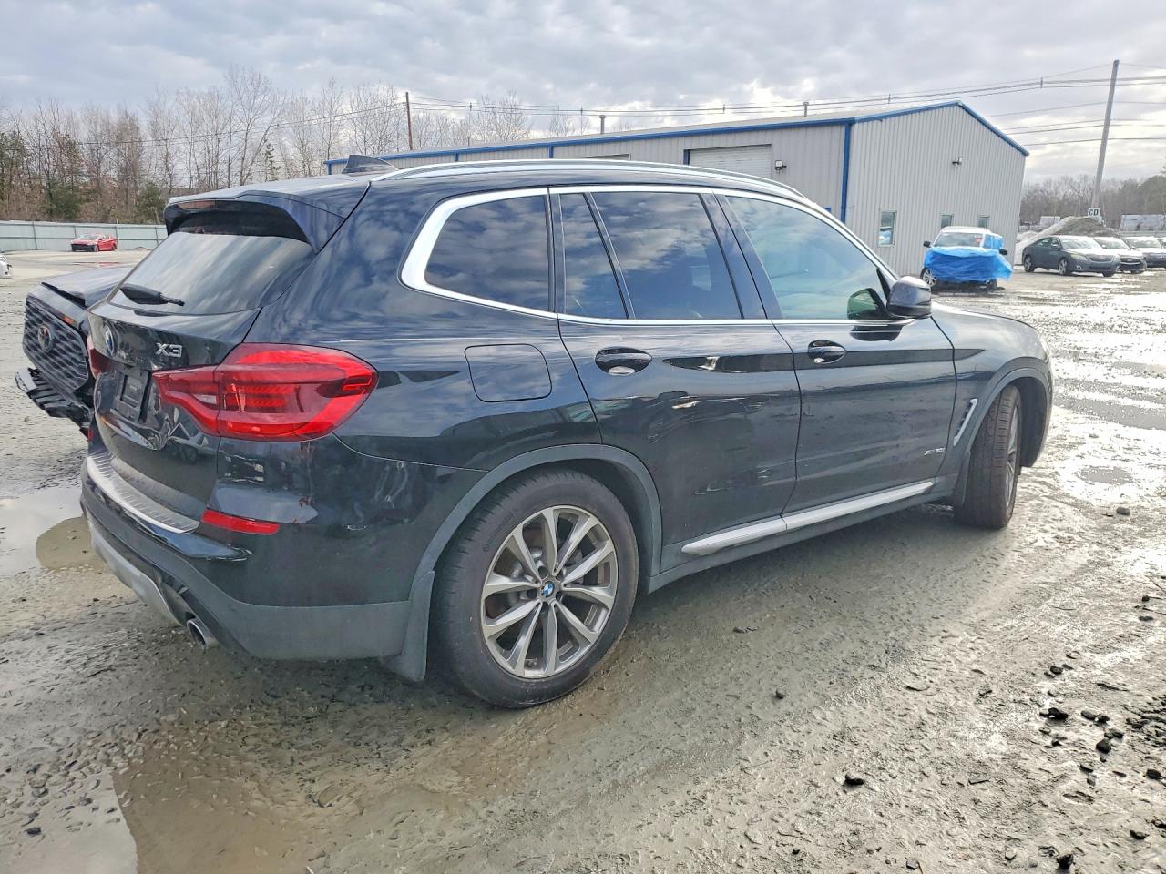 2018 BMW X3 XDRIVE30I photo 3