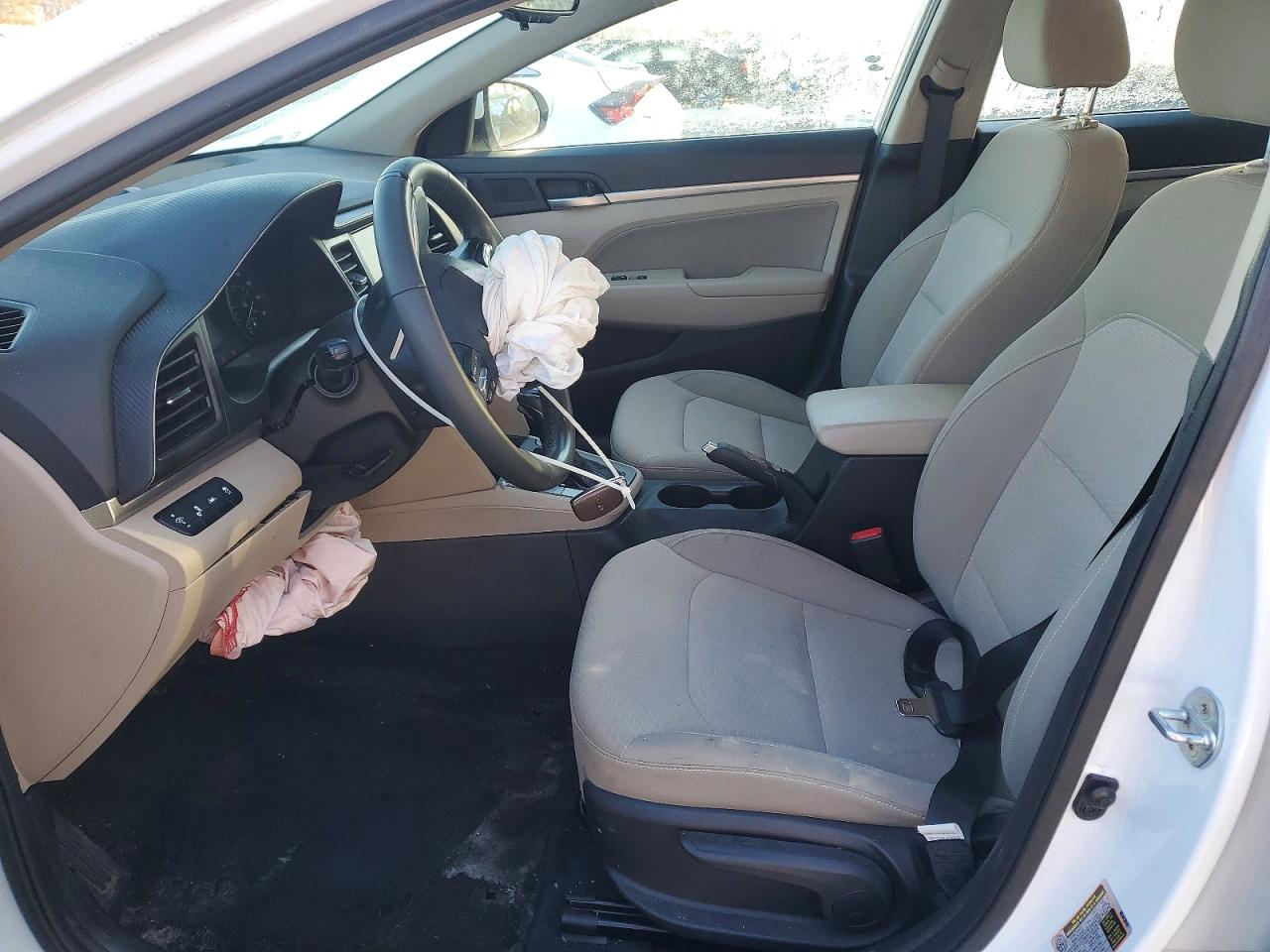 2020 HYUNDAI ELANTRA VALUE EDITION photo 13