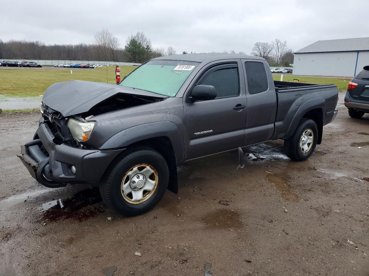2013 TOYOTA TACOMA