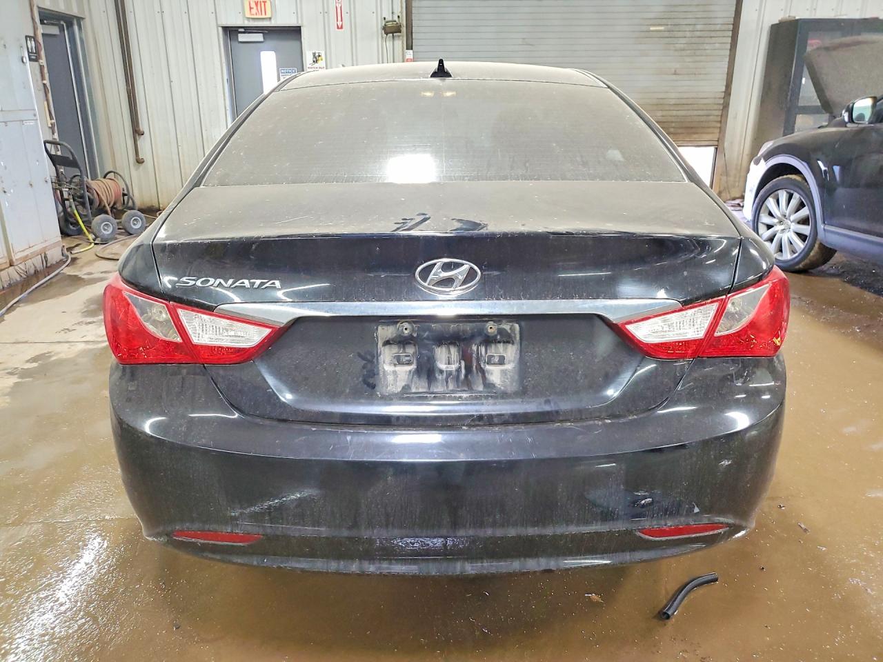 2012 HYUNDAI SONATA GLS photo 6
