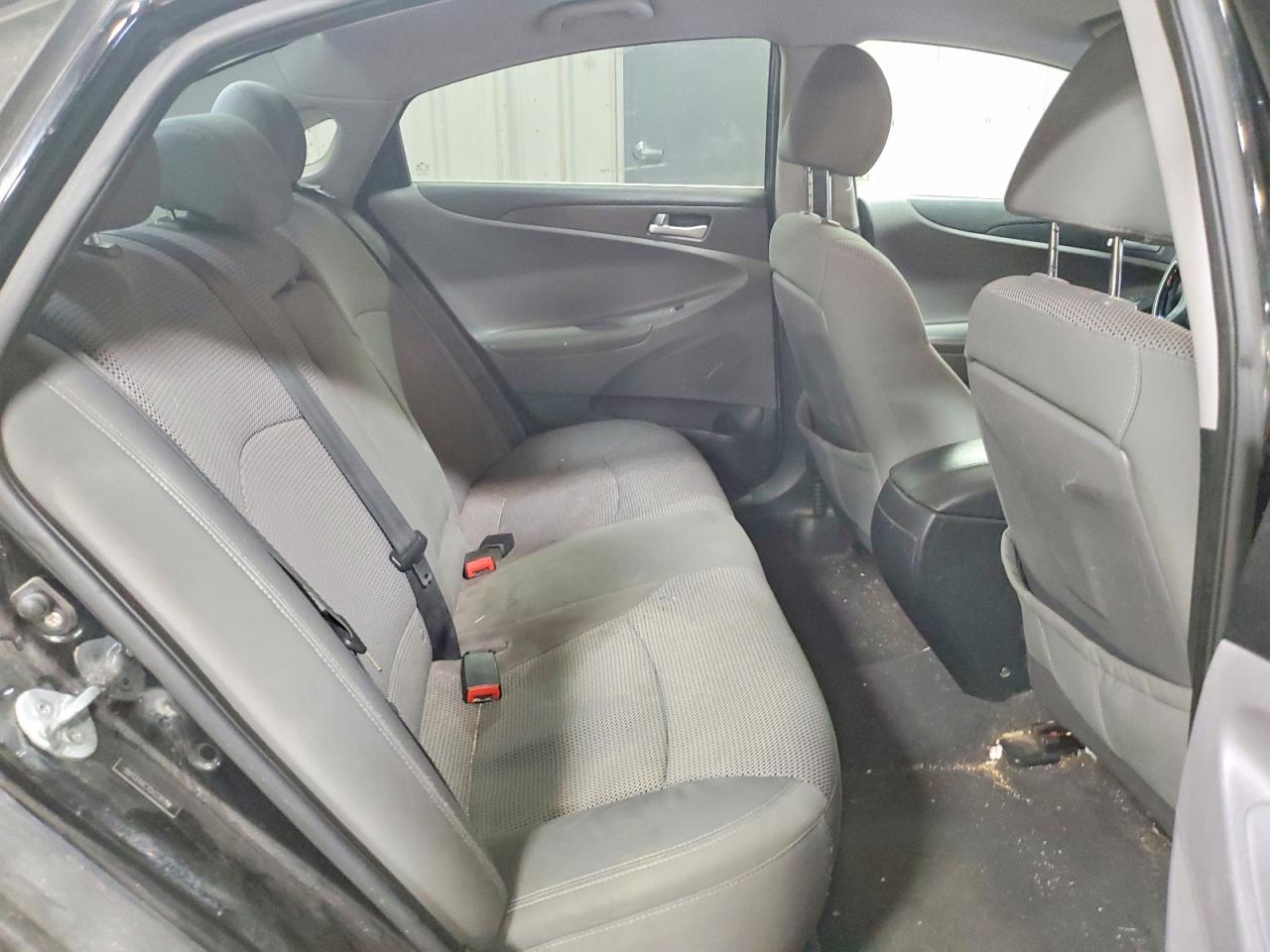 2012 HYUNDAI SONATA GLS photo 10