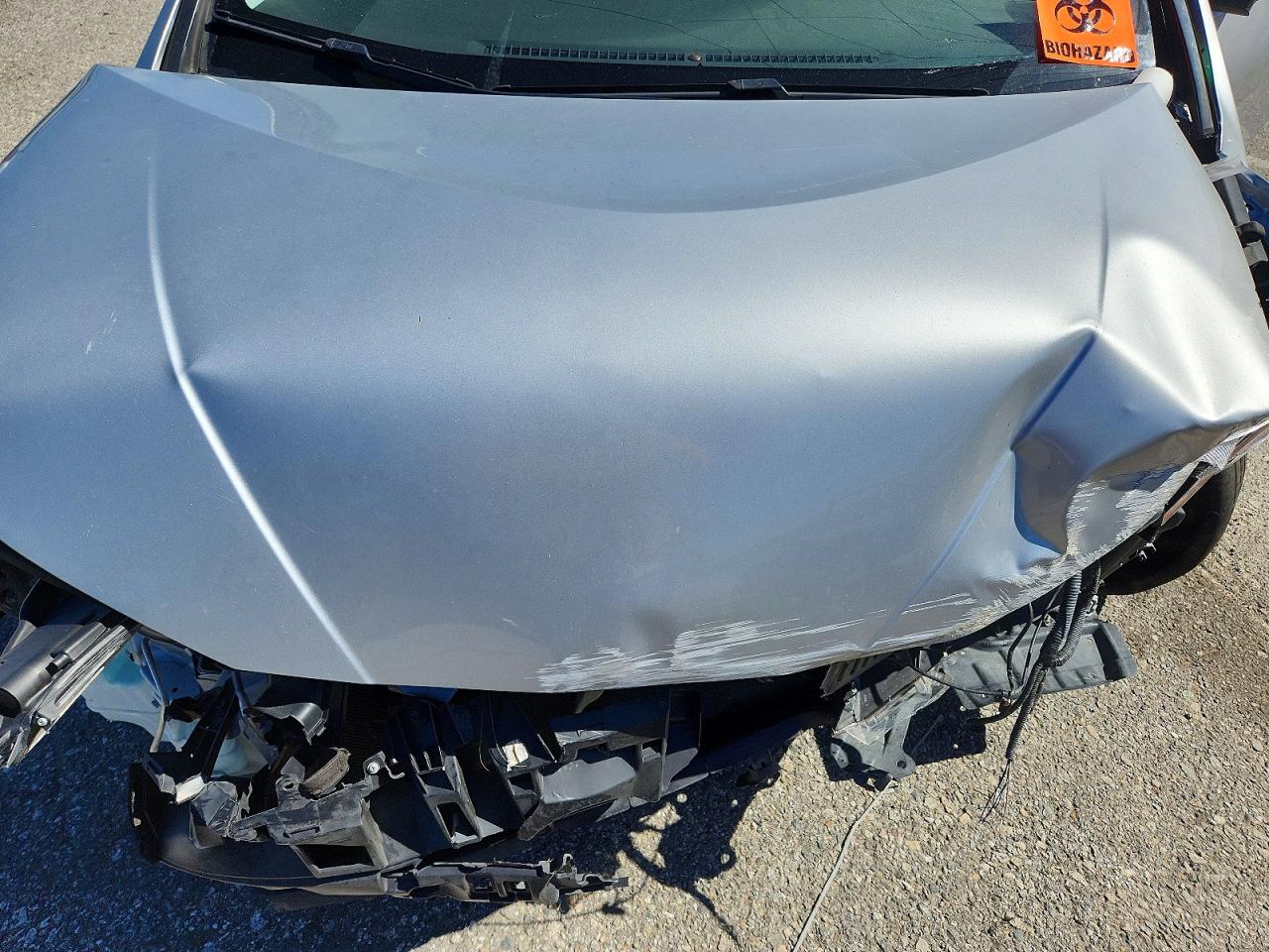2016 TOYOTA PRIUS TWO photo 11