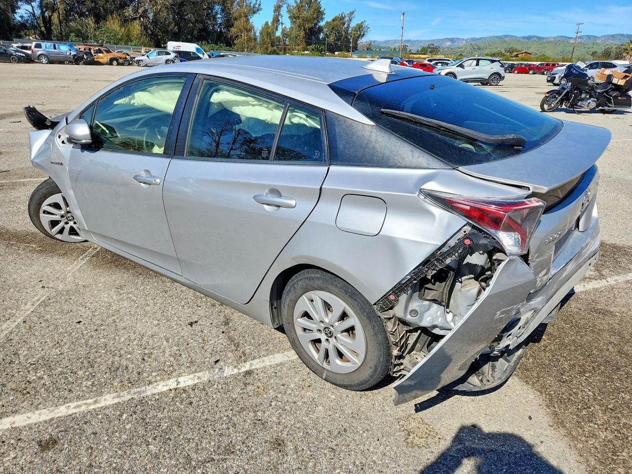 2016 TOYOTA PRIUS TWO photo 2
