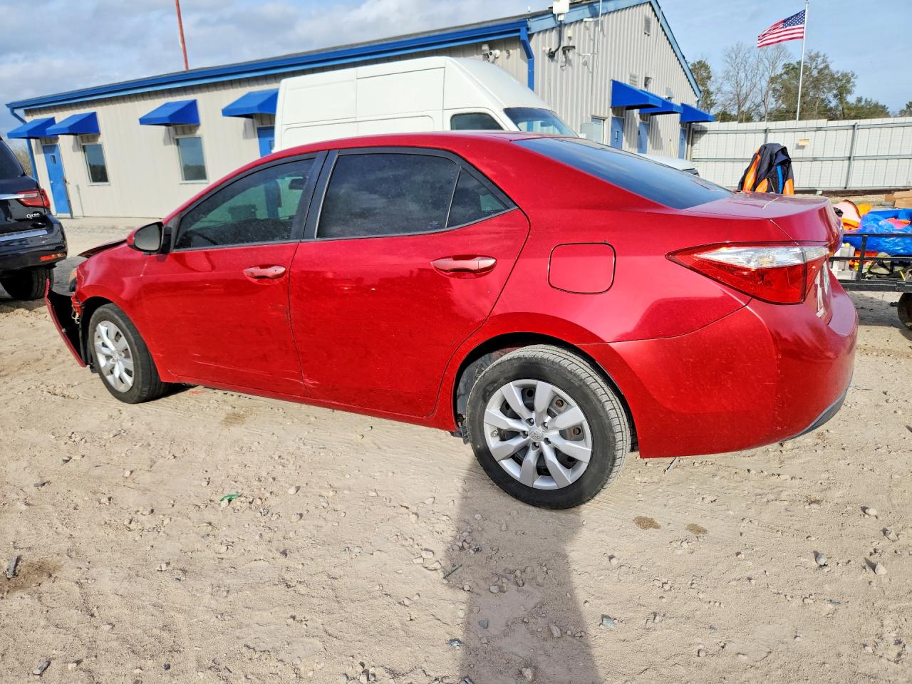 2015 TOYOTA COROLLA LE photo 2