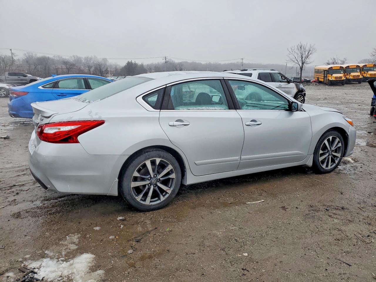 2016 NISSAN ALTIMA 2.5 SR photo 5