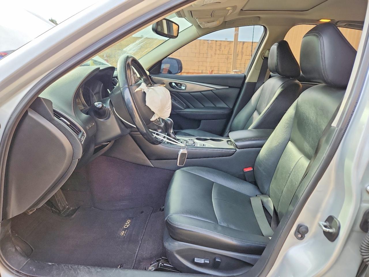 2015 INFINITI Q50 BASE photo 19