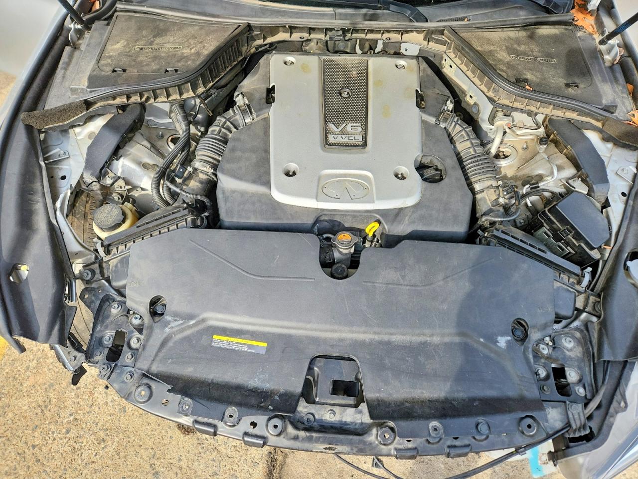 2015 INFINITI Q50 BASE photo 31