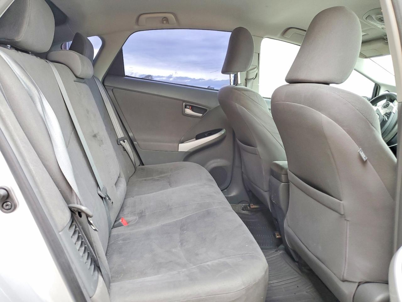 2010 TOYOTA PRIUS II photo 10