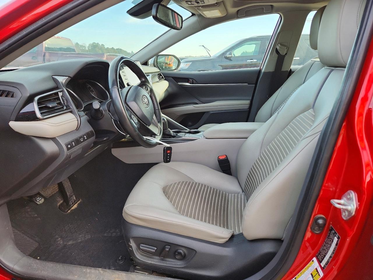 2024 TOYOTA CAMRY SE photo 7