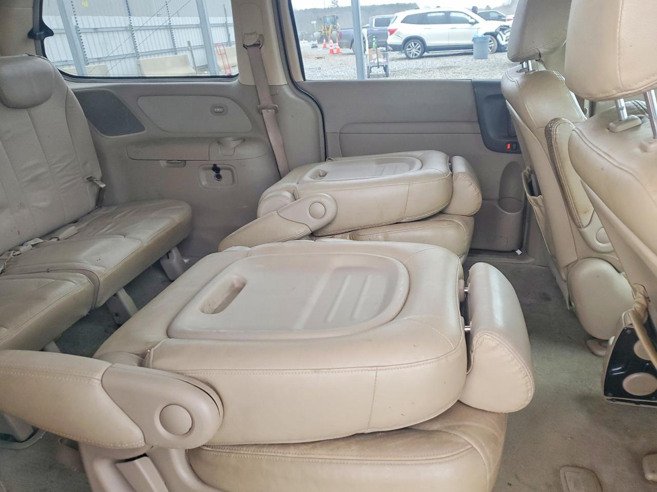 2007 KIA SEDONA BASE photo 11