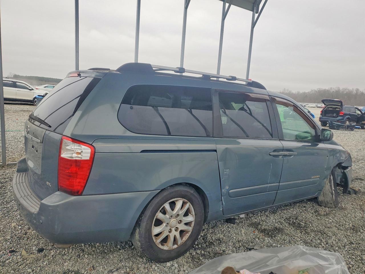 2007 KIA SEDONA BASE photo 3
