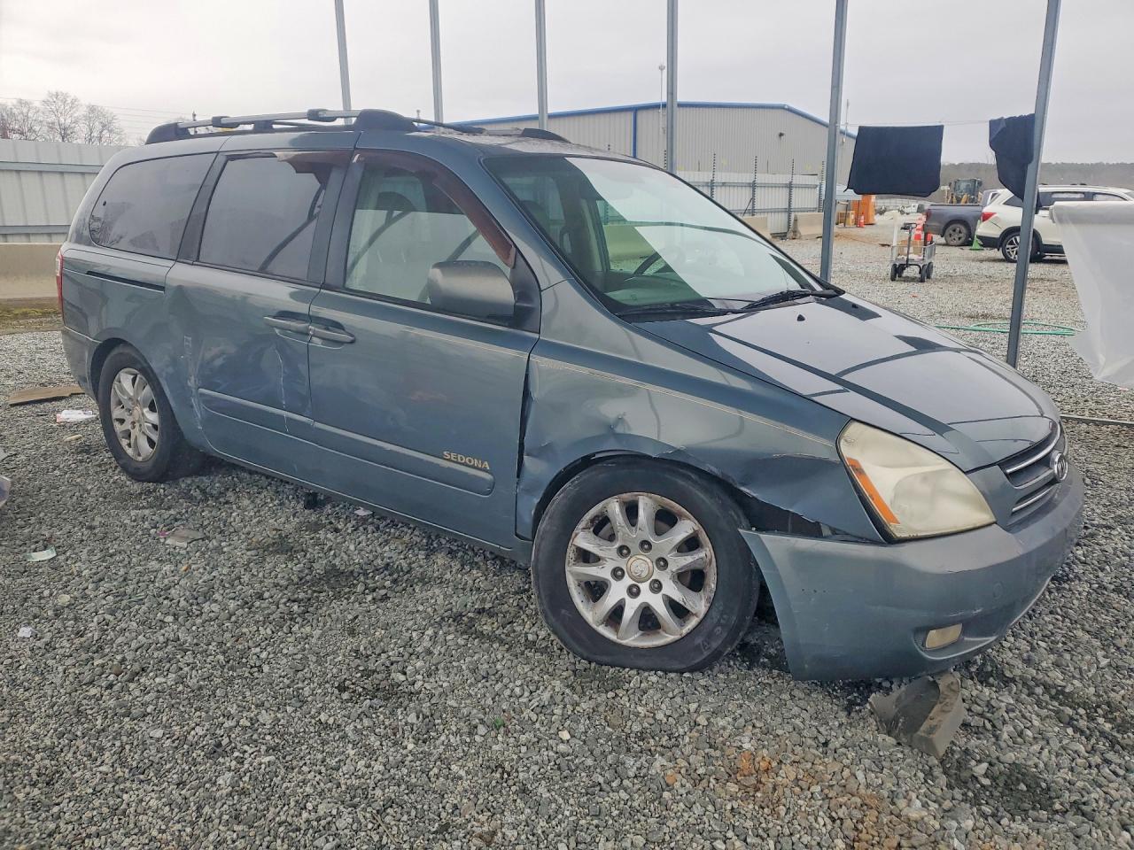 2007 KIA SEDONA BASE photo 4
