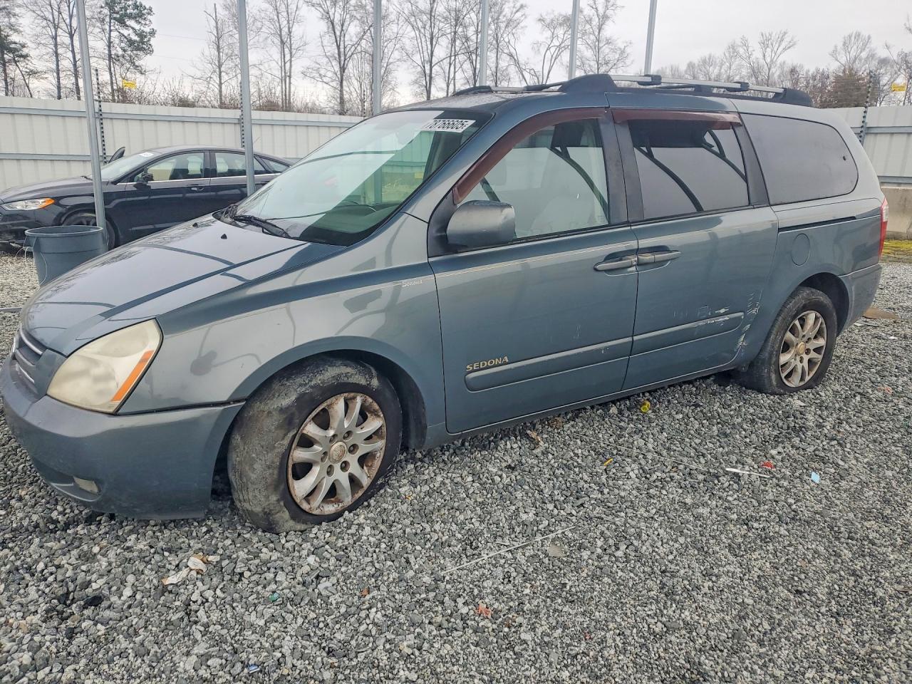 2007 KIA SEDONA